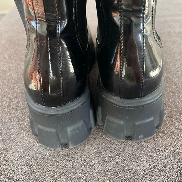 UNIONBAY Rugged Black Footwear - Picture 5 of 6